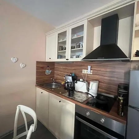 Luxury With Pool Access In Atia Apartamento Chernomorets