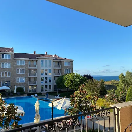 Luxury With Pool Access In Atia * Chernomorets